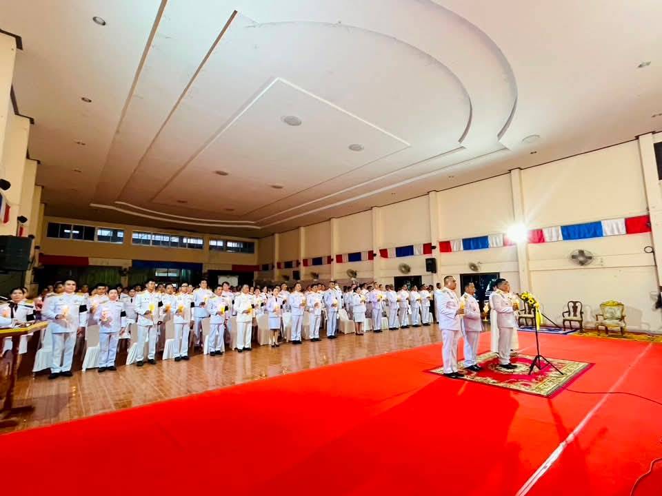 องค์การบริหารส่วนตำบลนาคำใหญ่ ร่วมพิธีถวายเครื่องราชสักการะและวางพานพุ่ม และพิธีจุดเทียนถวายพระพรชัยมงคล พระบาทสมเด็จพระเจ้าอยู่หัว เนื่องในโอกาสวันเฉลิมพระชนมพรรษา 28 กรกฎาคม 2569
